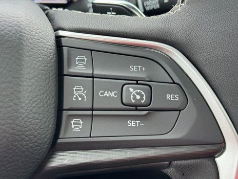 New 2026 Jeep Grand Cherokee Laredo X image 12