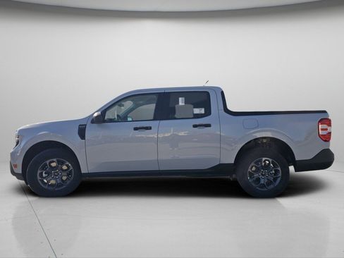 New 2025 Ford Maverick XLT w/ Equipment Group 301A image 17