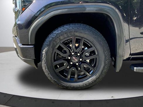 Used 2023 GMC Sierra 1500 Elevation w/ Elevation Premium Package AWD/4WD image 33