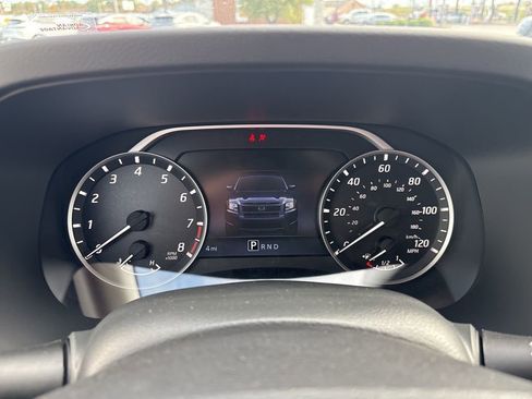 New 2025 Nissan Frontier SV w/ SV Convenience Package image 18