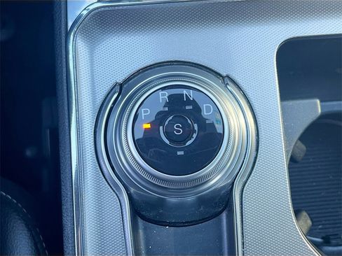 Used 2023 Ford Edge ST image 16