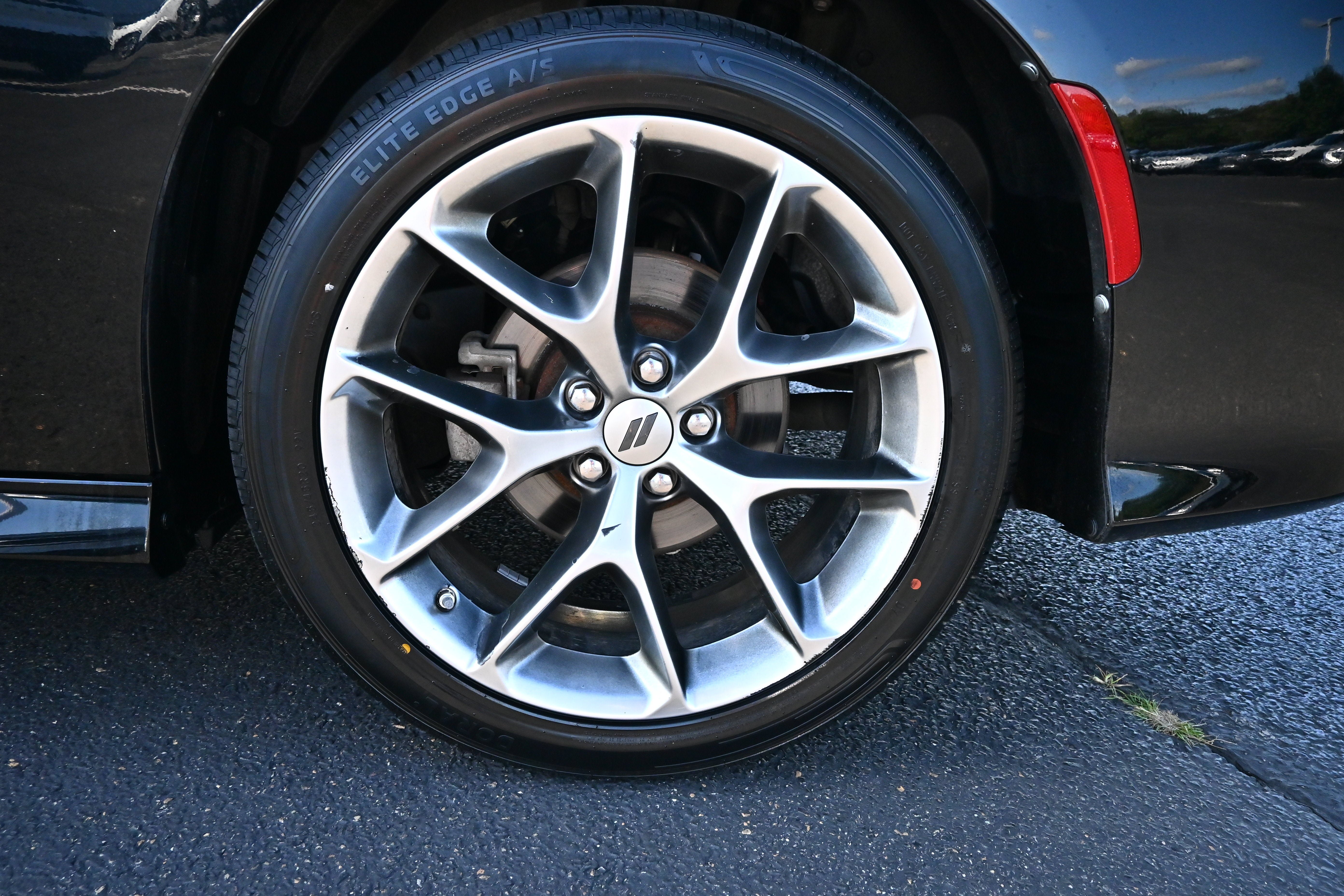 Used 2022 Dodge Charger GT RWD image 9