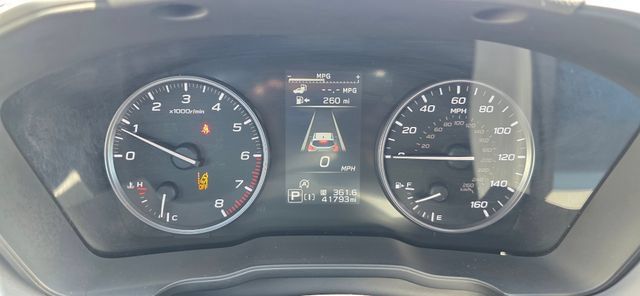 Used 2025 Subaru Crosstrek 2.5i Premium AWD/4WD image 17