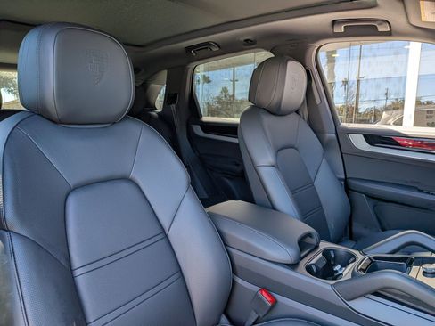 New 2026 Porsche Cayenne S image 24
