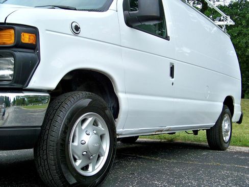 Used 2013 Ford E-150 and Econoline 150 w/ PWR Group RWD image 23