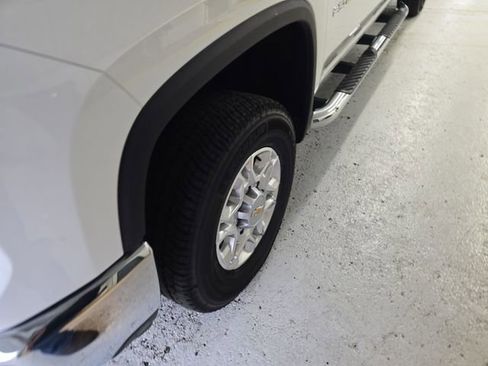 Certified 2024 Chevrolet Silverado 2500 LTZ w/ LTZ Premium Package AWD/4WD image 9