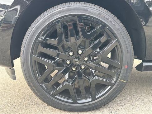 New 2026 Ford Expedition Platinum w/ Stealth Performance Package image 9