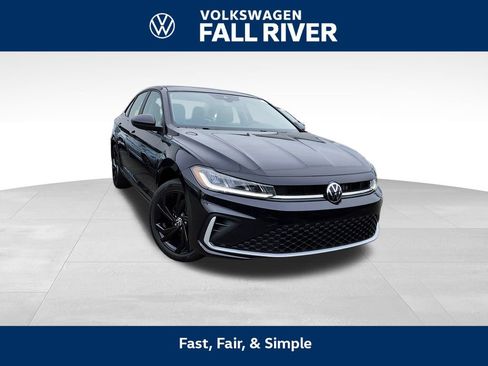 New 2026 Volkswagen Jetta SE FWD image 1