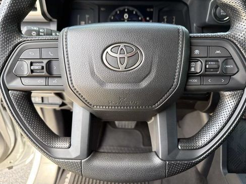 Used 2026 Toyota Tacoma SR5 AWD/4WD image 22