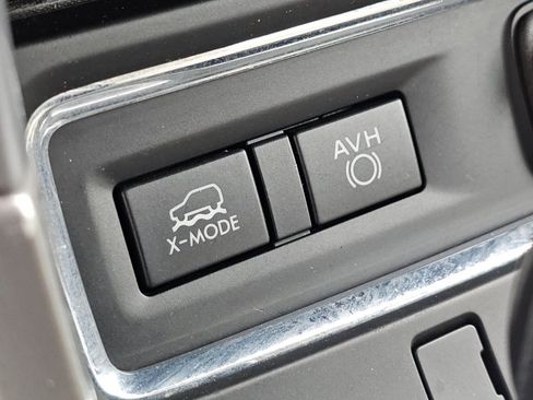 Used 2019 Subaru Ascent Premium AWD/4WD image 10