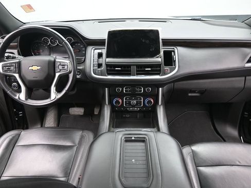 Used 2021 Chevrolet Suburban LT w/ Rear Media and Nav Package RWD image 16