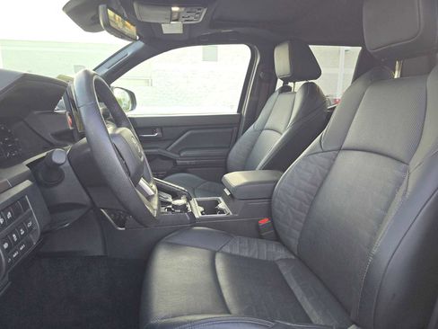 Used 2024 Toyota Tacoma TRD Sport image 21