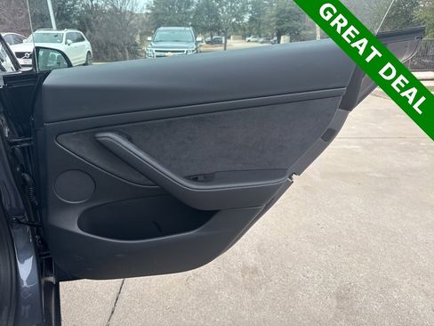 Used 2023 Tesla Model 3 Standard Range image 15