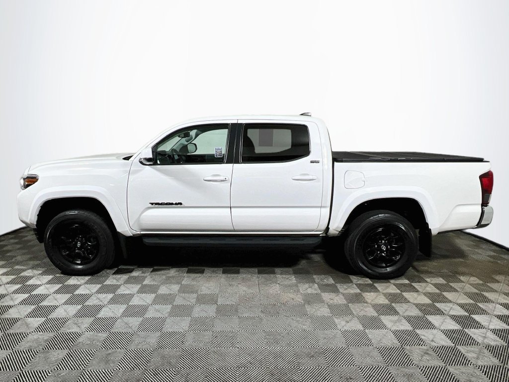 Certified 2022 Toyota Tacoma SR5 w/ Black Out Package (TMS) AWD/4WD image 4