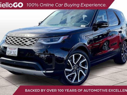 Used 2025 Land Rover Discovery S image 1