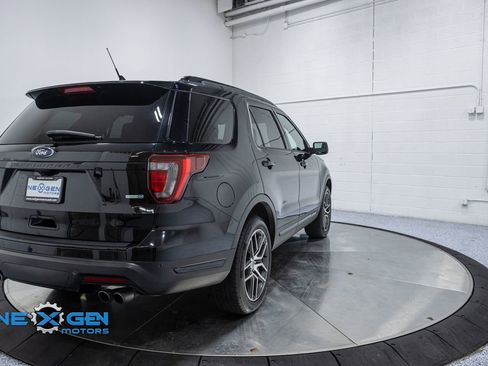 Used 2018 Ford Explorer Sport w/ Equipment Group 401A image 7