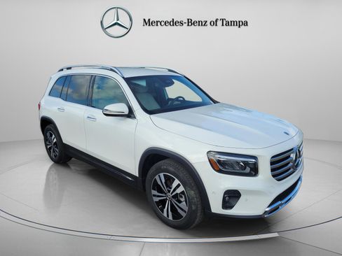 Certified 2025 Mercedes-Benz GLB 250 image 5