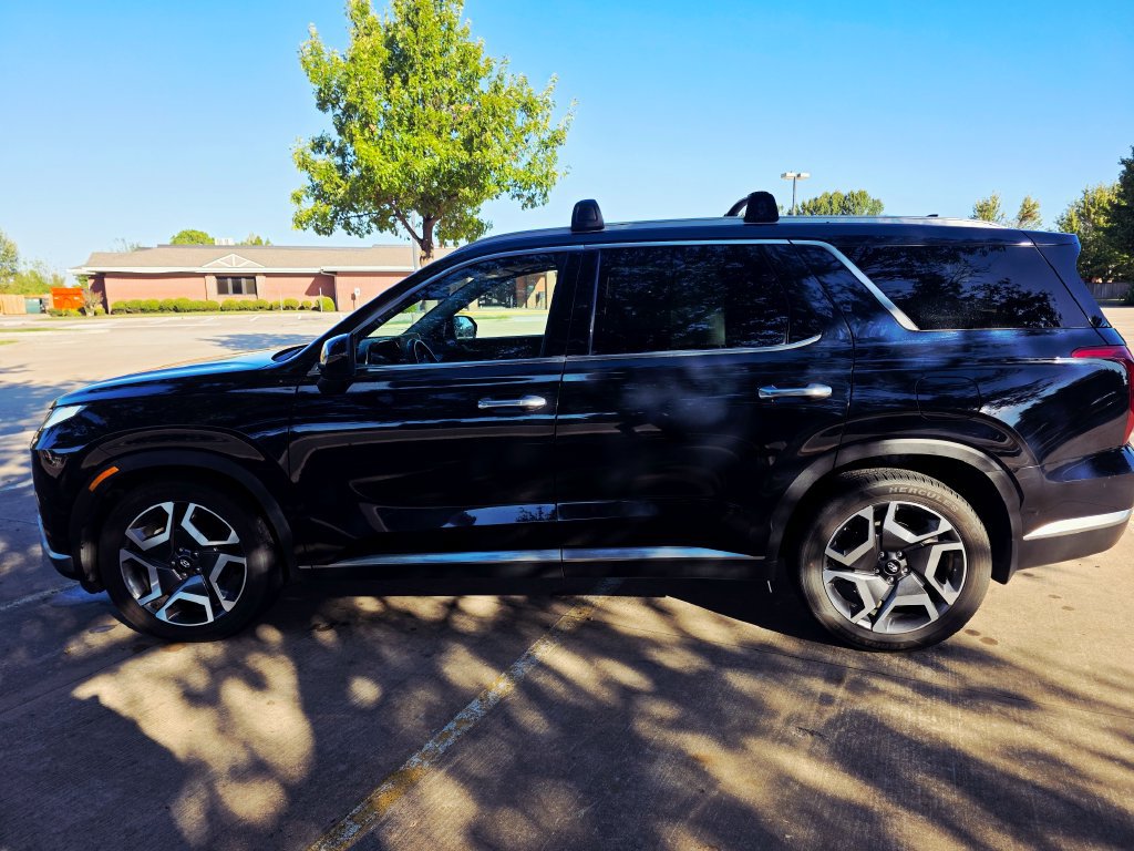 Used 2023 Hyundai Palisade Limited AWD/4WD image 27