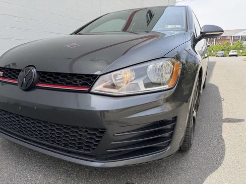 Used 2016 Volkswagen GTI SE FWD image 13