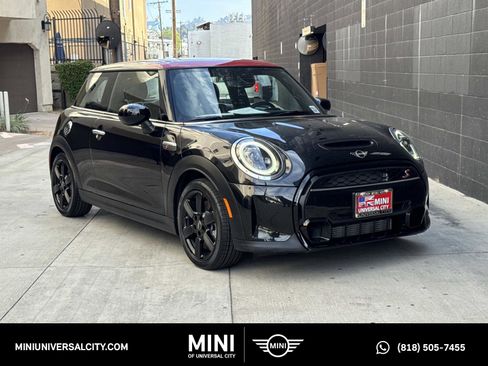 Certified 2023 MINI Cooper S w/ Signature Upholstery Package FWD image 1