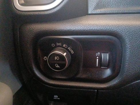 Used 2022 RAM 1500 Big Horn AWD/4WD image 20