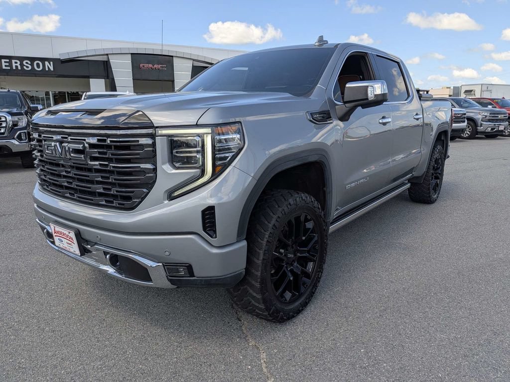Used 2025 GMC Sierra 1500 Denali Ultimate AWD/4WD image 7