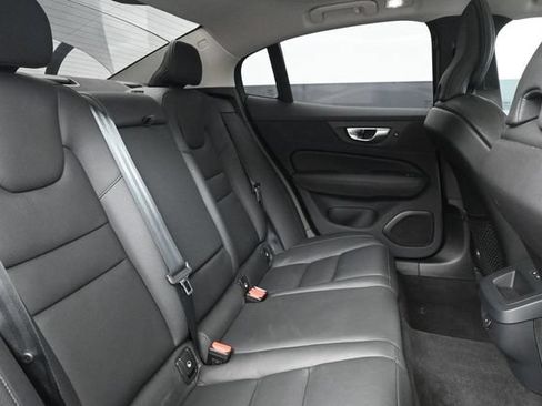 Used 2025 Volvo S60 B5 Plus FWD image 31