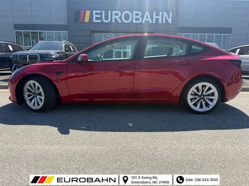 Used 2023 Tesla Model 3 Standard Range RWD image 2