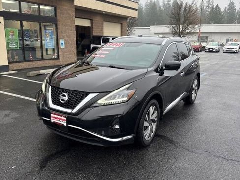 Used 2019 Nissan Murano SL image 2