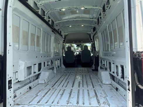 Used 2017 Ford Transit 250 148 High Roof Extended RWD image 5
