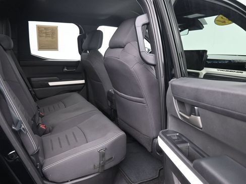Used 2024 Toyota Tacoma TRD Off-Road AWD/4WD image 12