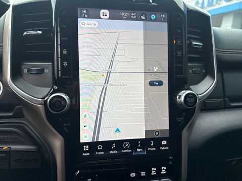 Used 2024 RAM 2500 Laramie image 24