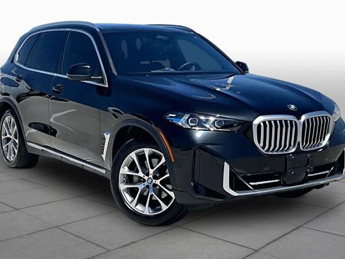 Used 2024 BMW X5 sDrive40i w/ Premium Package RWD image 2