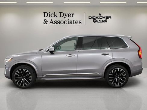 New 2026 Volvo XC90 B6 Plus w/ Protection Package Premier image 5