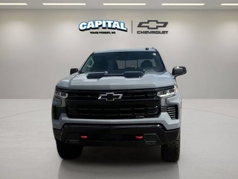 Used 2024 Chevrolet Silverado 1500 LT Trail Boss w/ Convenience Package II AWD/4WD image 8