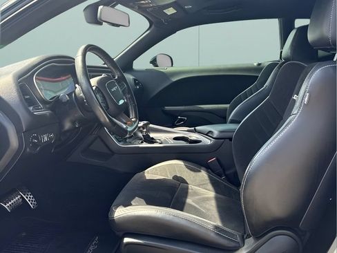 Used 2019 Dodge Challenger SRT Hellcat Redeye RWD image 11