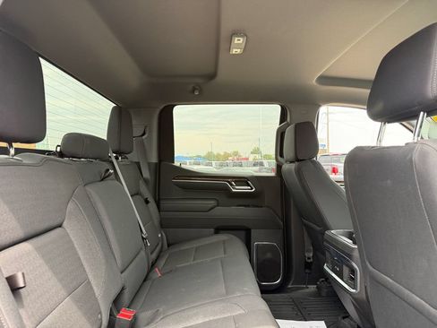Used 2024 GMC Sierra 1500 Elevation w/ LPO, Elevation Black Package AWD/4WD image 38