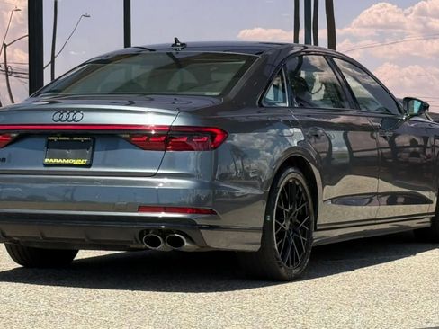Used 2021 Audi S8 L w/ S8 Executive Package image 16