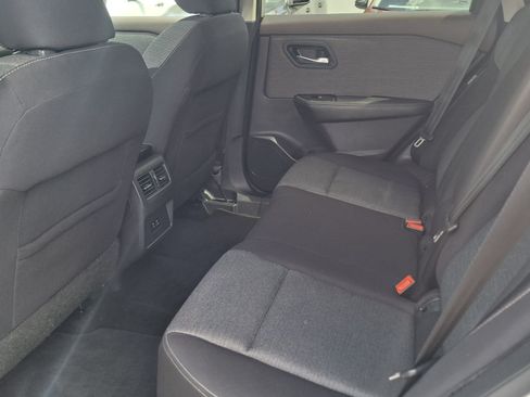 Certified 2021 Nissan Rogue SV FWD image 20