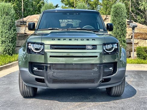 Used 2026 Land Rover Defender 110 S AWD/4WD image 8