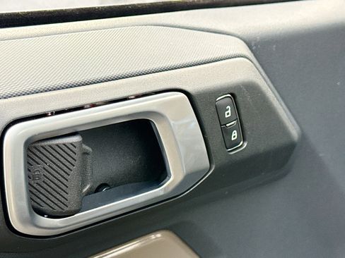 New 2025 Ford Bronco 2-Door image 8