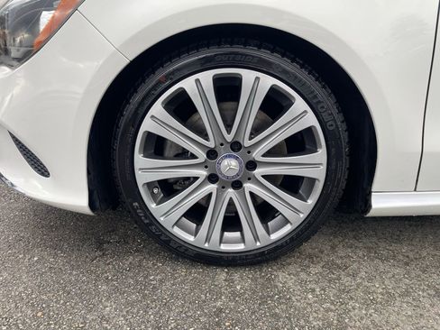 Used 2017 Mercedes-Benz CLA 250 image 9
