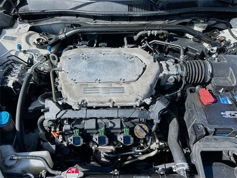 Used 2013 Honda Crosstour EX-L image 27