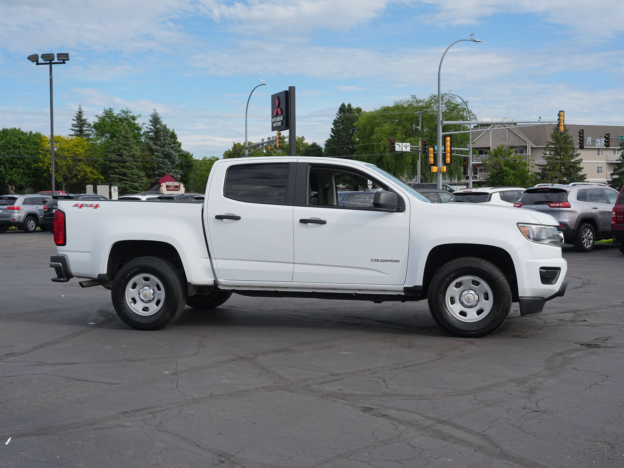 Used 2017 Chevrolet Colorado W/T w/ WT Convenience Package AWD/4WD image 2