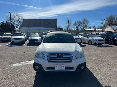 Used 2014 Subaru Outback 2.5i Premium w/ Moonroof Package image 3