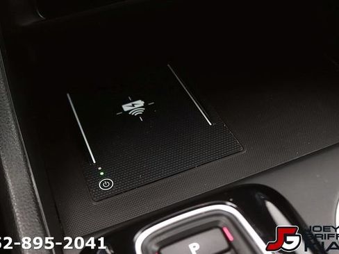 Used 2025 Honda Pilot EX-L image 24