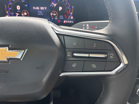 New 2026 Chevrolet Suburban Premier RWD image 21