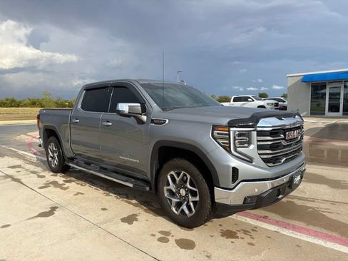 Used 2025 GMC Sierra 1500 SLT w/ SLT Premium Plus Package AWD/4WD image 3