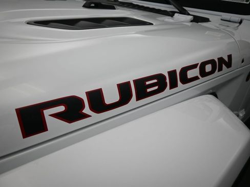 New 2025 Jeep Wrangler Rubicon w/ Xtreme 35 Tire Package image 26