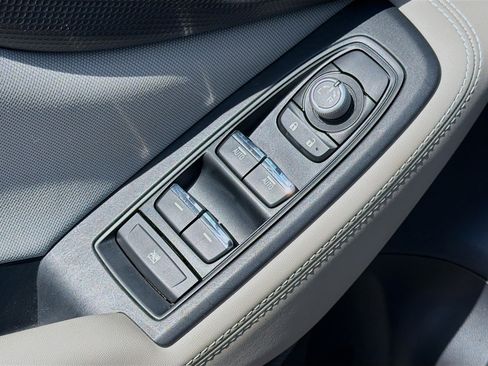 Used 2020 Subaru Forester Premium image 21